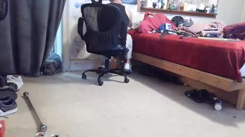 Snapshot of crazy4feetmanic chatting on 05-16-26, 03:03 drbucknaked online show from 05-16-26, 03:03