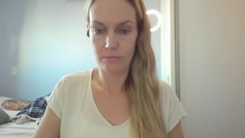 Anny online show from 04-02-26, 10:46