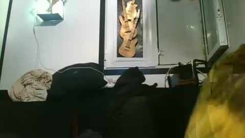 Snapshot of crazycouple1011 chatting on 03-25-26, 10:05 funcouple online show from 03-25-26, 10:05