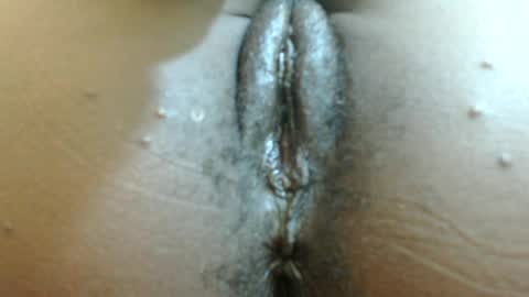 Snapshot of crazyebonie chatting on 06-18-26, 06:34 Ebonie online show from 06-18-26, 06:34