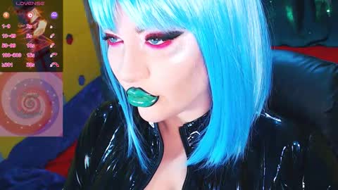 Roxy online show from 12-14-25, 01:05