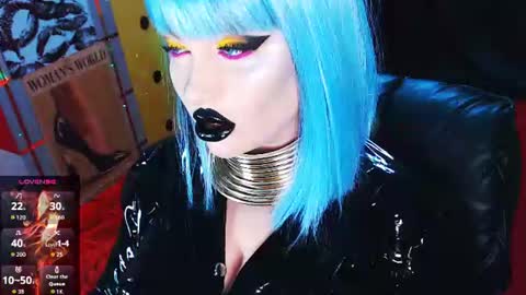 Snapshot of crazypinkyball chatting on 06-24-26, 02:49 Roxy online show from 06-24-26, 02:49