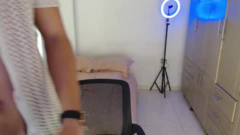 Bull online show from 09-30-25, 03:00