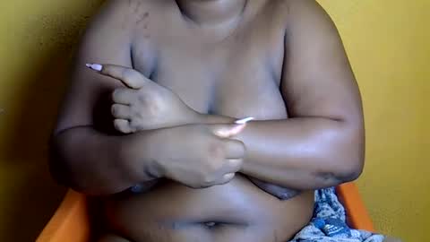 Snapshot of creamyposh1 chatting on 07-18-26, 04:05 creamyposh1 online show from 07-18-26, 04:05