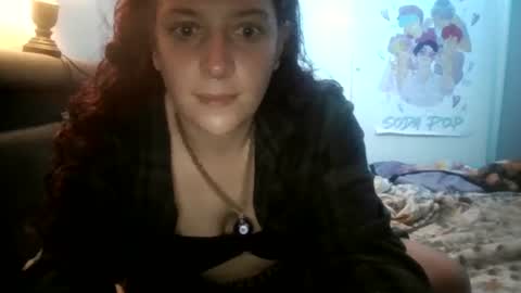 crescent333999 online show from 08-05-26, 04:37
