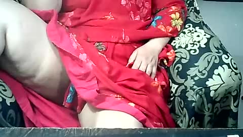 Snapshot of crezybhabihot chatting on 07-16-26, 03:45 Sonika69 online show from 07-16-26, 03:45