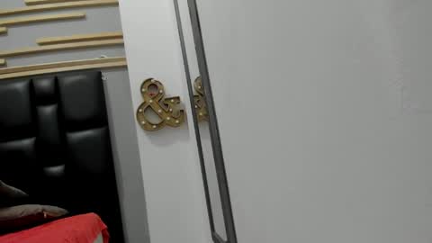 Snapshot of criistal_castro chatting on 05-28-26, 08:11 criistal_castro online show from 05-28-26, 08:11