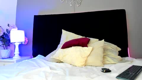 CRISTAL online show from 02-05-26, 11:37