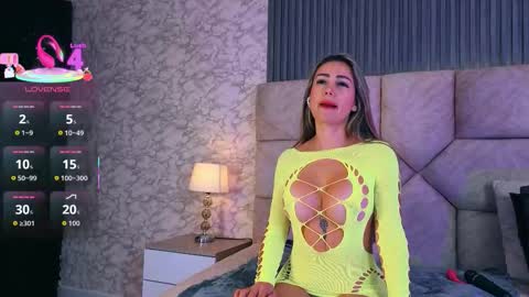 Snapshot of cris__sweetxx chatting on 03-22-26, 12:19 Cristina Sweet online show from 03-22-26, 12:19