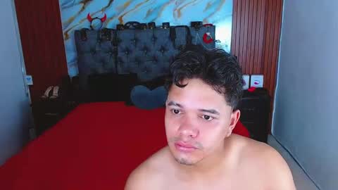 CRISANDMERY online show from 03-18-26, 03:59