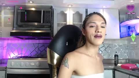 Cristina Onazis online show from 05-01-26, 06:01