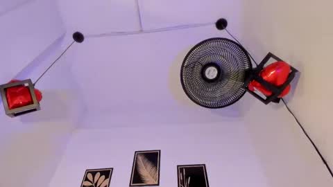 criss_zuri online show from 04-09-26, 11:48