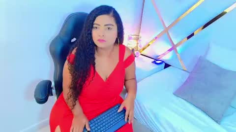 C R I S T A L online show from 07-24-26, 11:41
