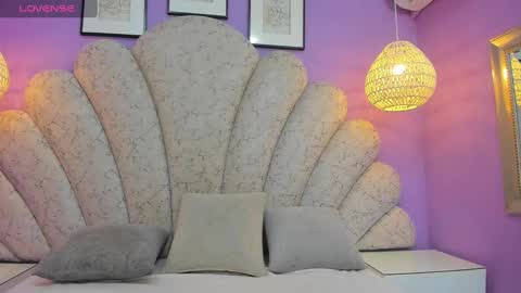 Snapshot of cristal_mason chatting on 12-30-24, 12:09 Cristal online show from 12-30-24, 12:09