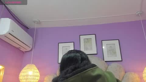 Snapshot of cristal_mason chatting on 02-01-25, 11:32 Cristal online show from 02-01-25, 11:32