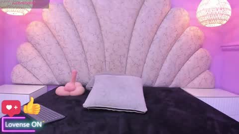 Snapshot of cristal_mason chatting on 02-06-25, 05:40 Cristal online show from 02-06-25, 05:40