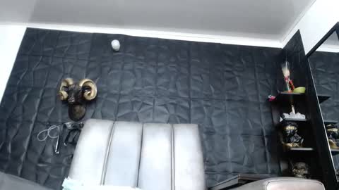 Hanna  online show from 04-11-26, 10:30