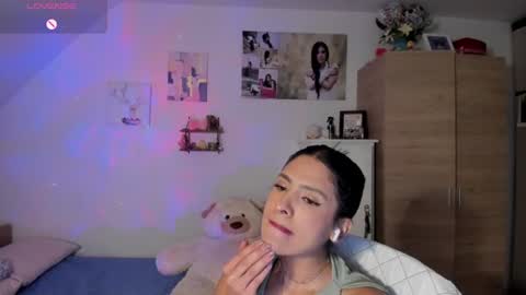 Snapshot of cristamunez chatting on 07-14-26, 04:06 veronika online show from 07-14-26, 04:06