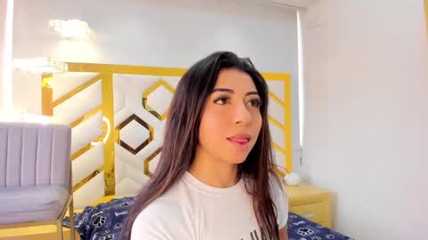  Independent Model online show from 01-14-25, 12:24