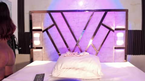 cristin  online show from 03-31-26, 06:52