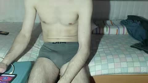 cristianrr184034 online show from 04-04-26, 07:44