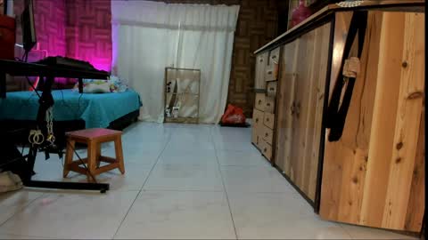 Julieta online show from 04-07-26, 08:42