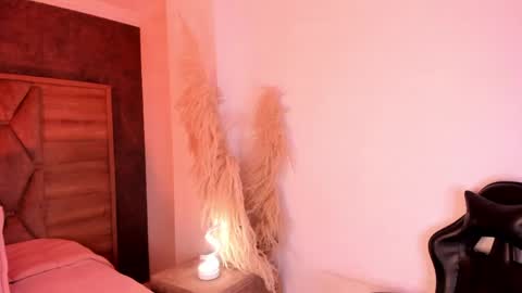 CristineRain online show from 06-01-26, 05:42