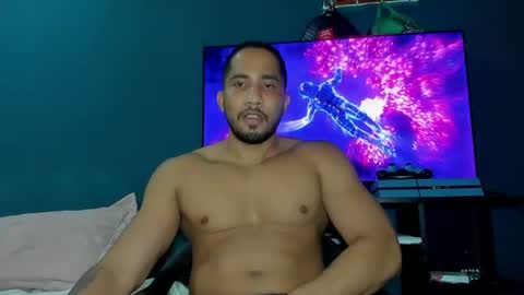Snapshot of cristobal12cock chatting on 07-15-26, 12:16 Cristian online show from 07-15-26, 12:16