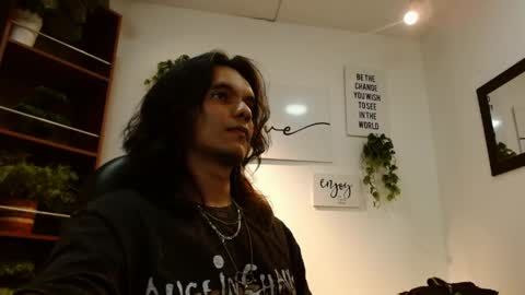JOHN online show from 05-04-26, 08:38