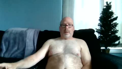 Snapshot of cruising_guy chatting on 06-23-26, 12:25 fun guy online show from 06-23-26, 12:25