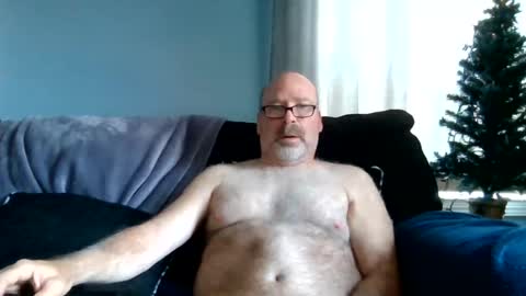Snapshot of cruising_guy chatting on 07-15-26, 11:59 fun guy online show from 07-15-26, 11:59
