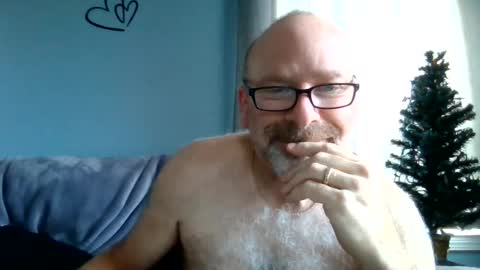 Snapshot of cruising_guy chatting on 07-16-26, 12:11 fun guy online show from 07-16-26, 12:11