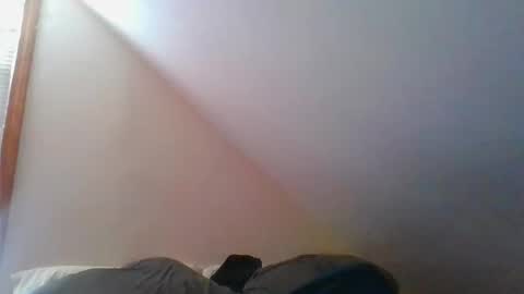 Snapshot of crush380 chatting on 04-25-26, 02:14 Crush380 online show from 04-25-26, 02:14