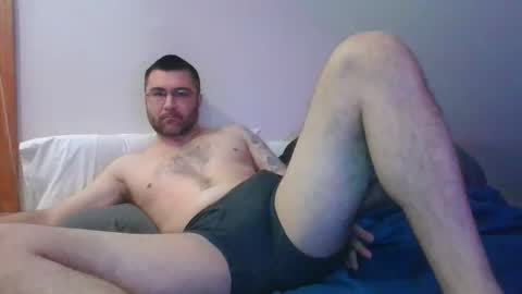 Snapshot of crush380 chatting on 05-04-26, 02:35 Crush380 online show from 05-04-26, 02:35