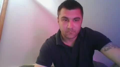 Snapshot of crush380 chatting on 06-16-26, 06:21 Crush380 online show from 06-16-26, 06:21