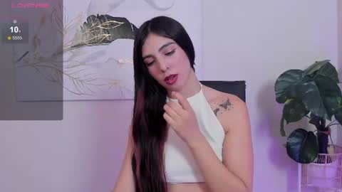 Snapshot of crystal_arlette chatting on 07-16-26, 02:01 crystal_arlette online show from 07-16-26, 02:01