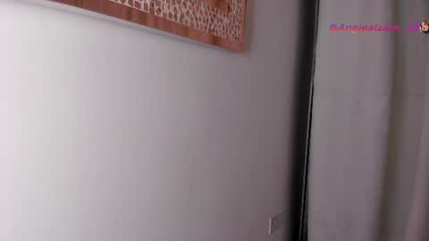 angie  online show from 07-31-26, 03:17