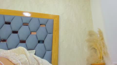 crystal_sm online show from 07-14-26, 03:11