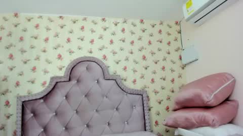 Milf Latina online show from 06-15-26, 02:41