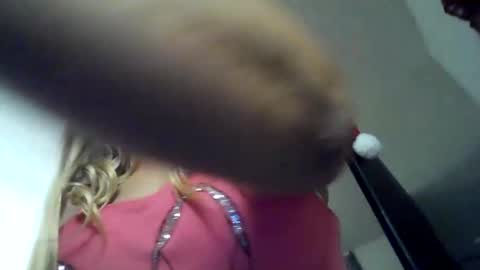 Snapshot of crystalbarbie214 chatting on 12-18-25, 09:59 crystalbarbie214 online show from 12-18-25, 09:59