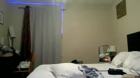 Snapshot of crystalbarbie214 chatting on 06-25-26, 04:12 crystalbarbie214 online show from 06-25-26, 04:12