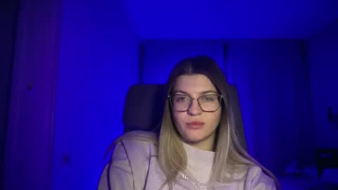crystalblush01 online show from 03-26-26, 05:40