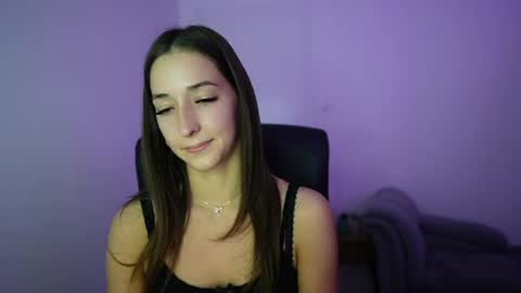 Crystalbrunette18 online show from 05-18-26, 06:14
