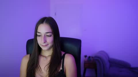 Crystalbrunette18 online show from 07-06-26, 07:38