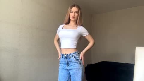 Jesi online show from 04-06-26, 04:10