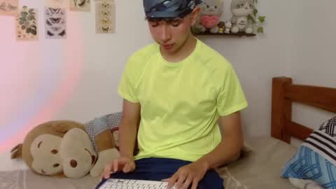 Cuddly online show from 03-27-26, 10:20