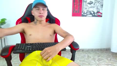 cumandres online show from 01-17-26, 03:17