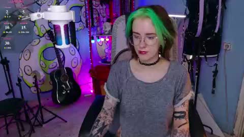 Snapshot of cumpotikeve chatting on 06-26-26, 05:01 CUMpotikEve online show from 06-26-26, 05:01