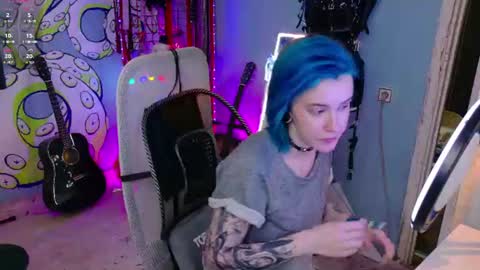 Snapshot of cumpotikeve chatting on 07-11-26, 02:58 CUMpotikEve online show from 07-11-26, 02:58