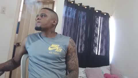 dominic and julieta... independent models online show from 03-20-26, 02:55